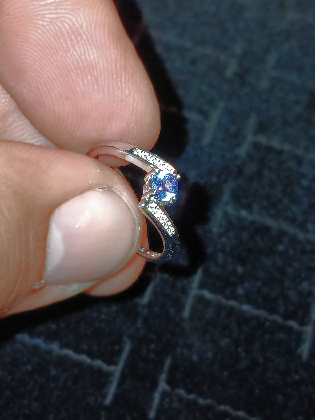 Silver tazanite ring
