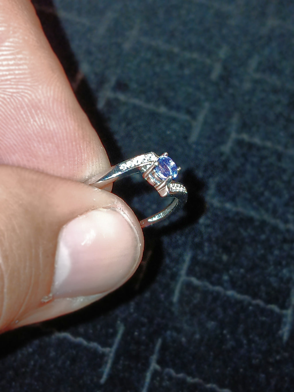 Silver tazanite ring