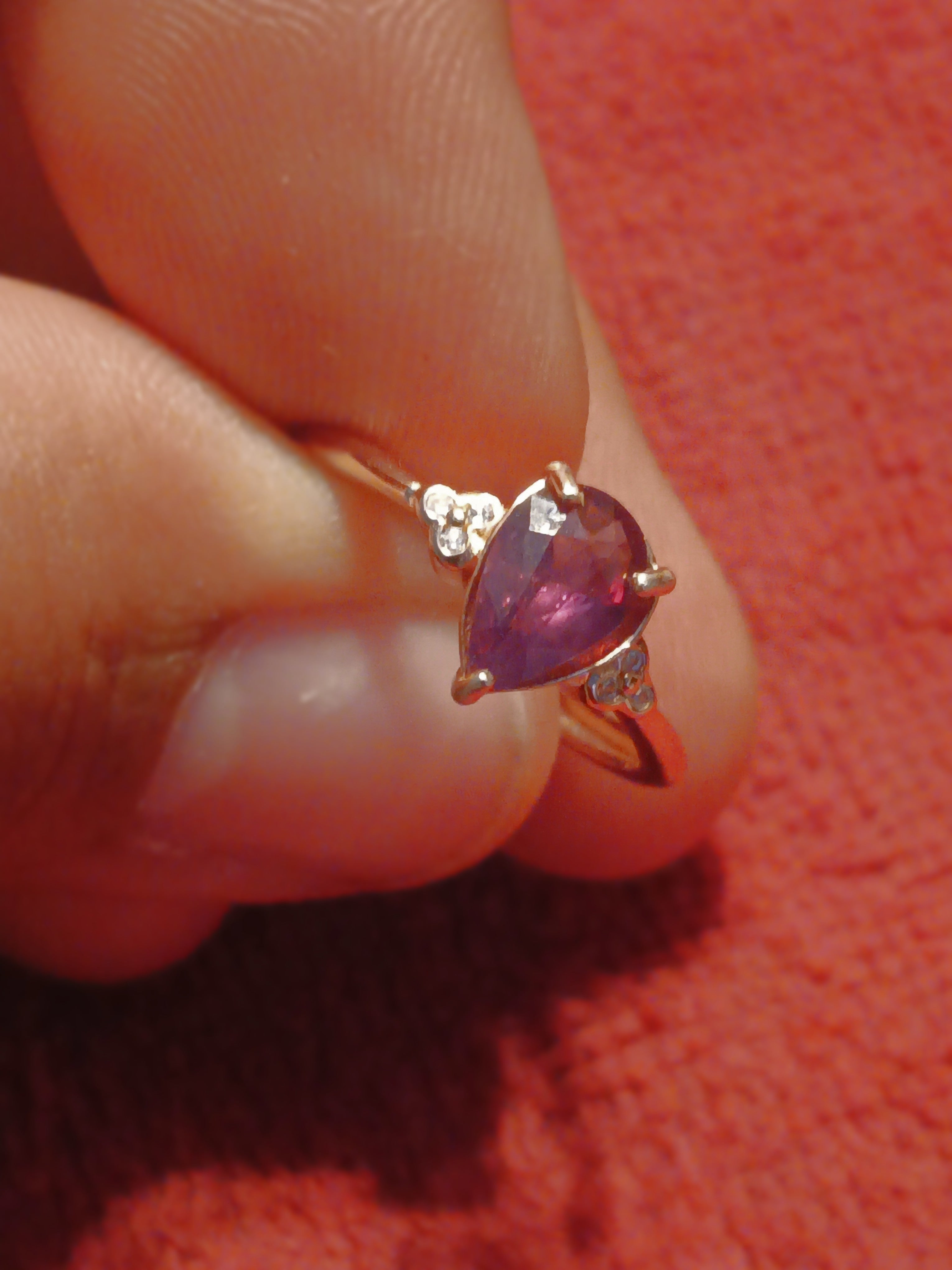 Spinnel rose gold ring