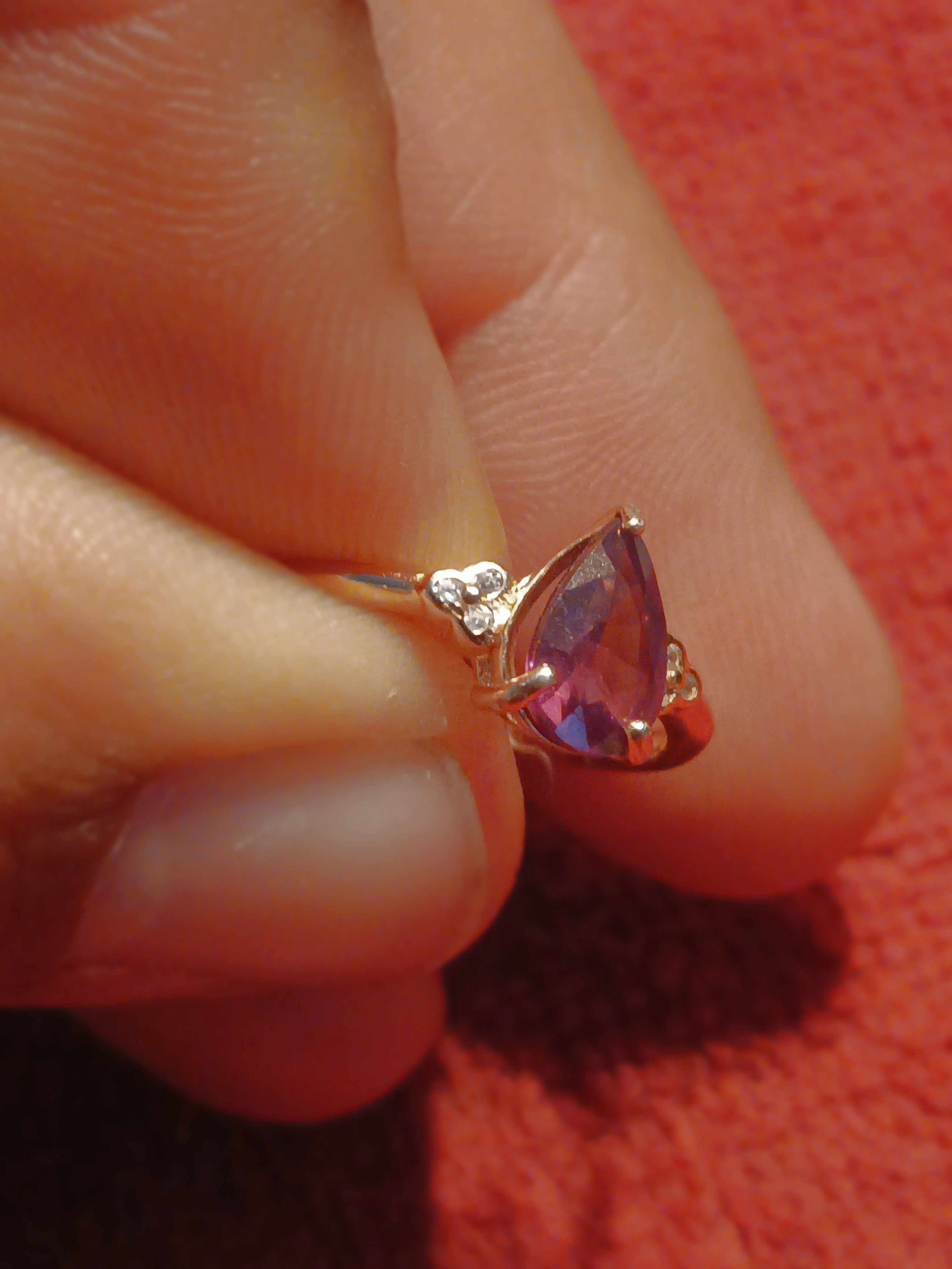 Spinnel rose gold ring