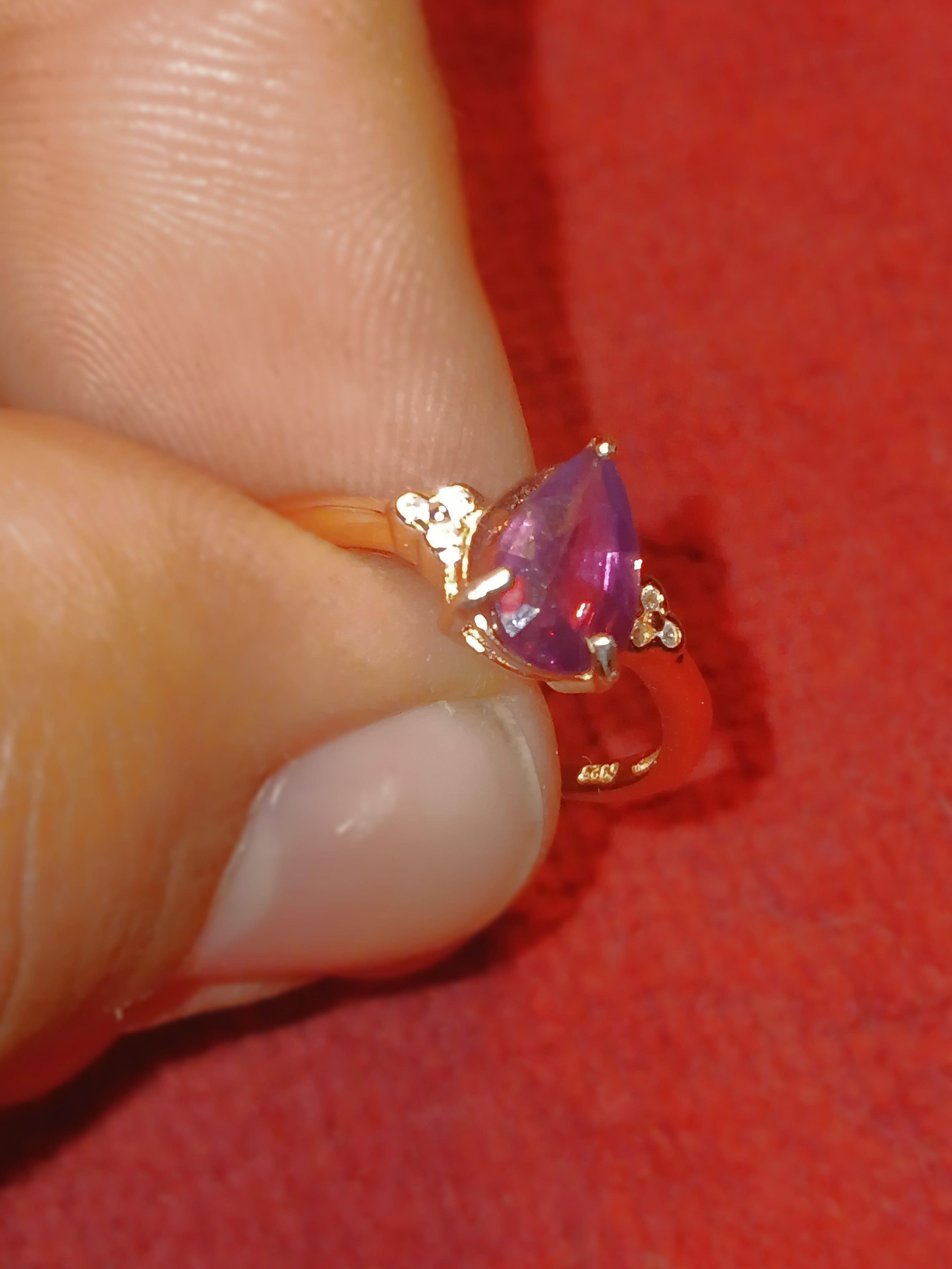 Spinnel rose gold ring