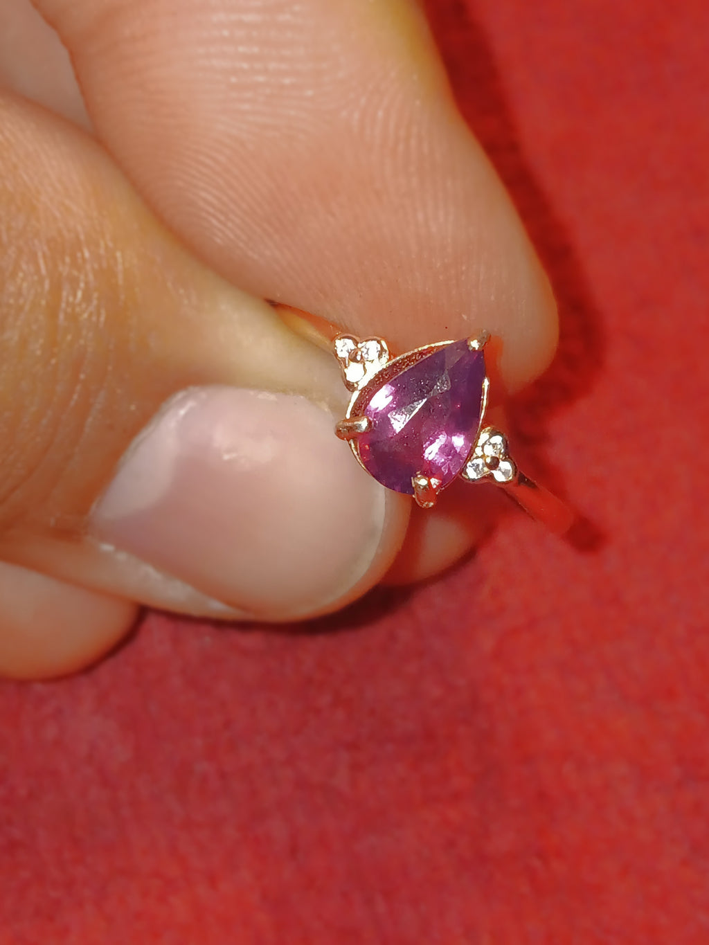 Spinnel rose gold ring