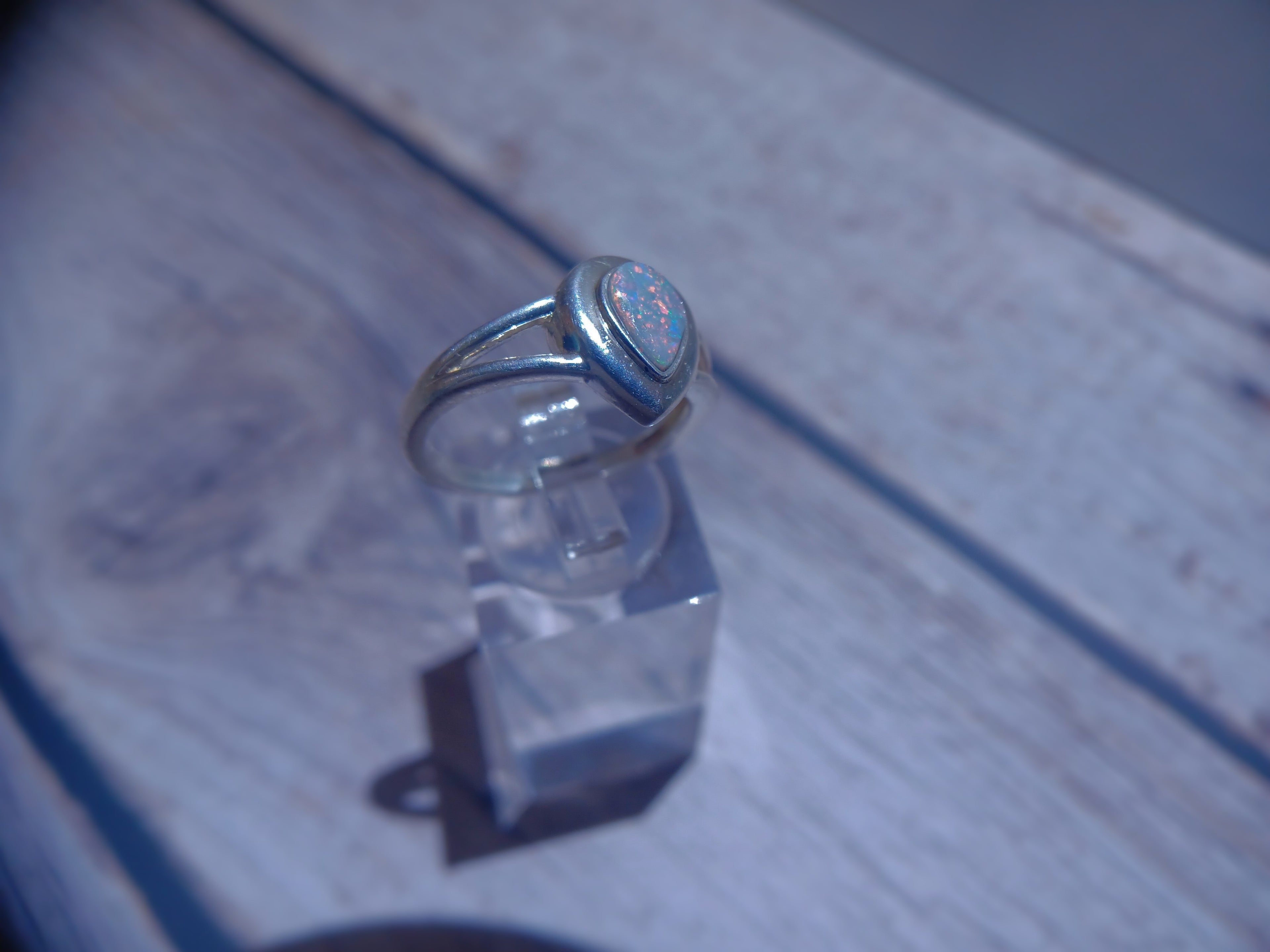 Lightning Ridge Australian opal ring