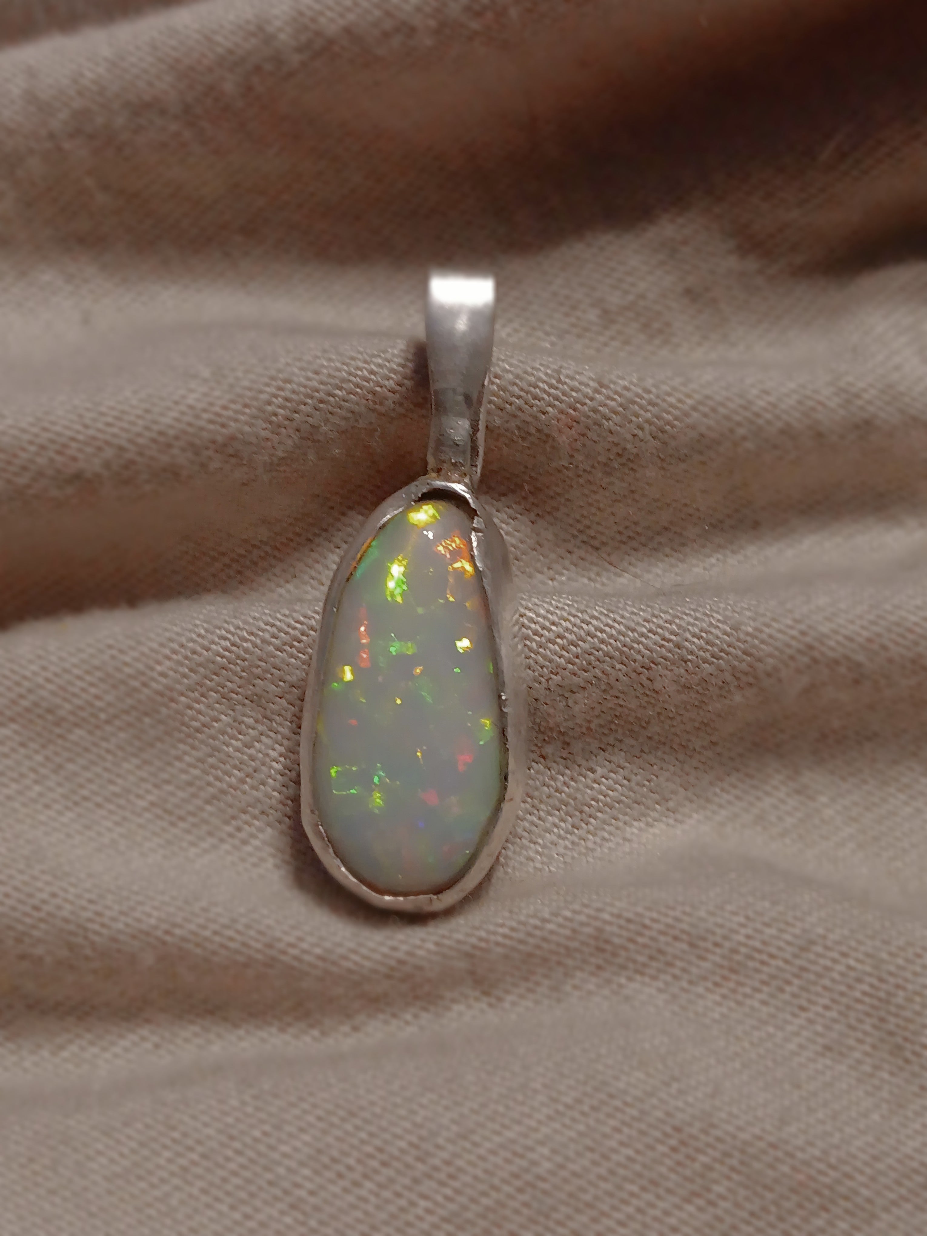 1st gen ethiopian opal pendant